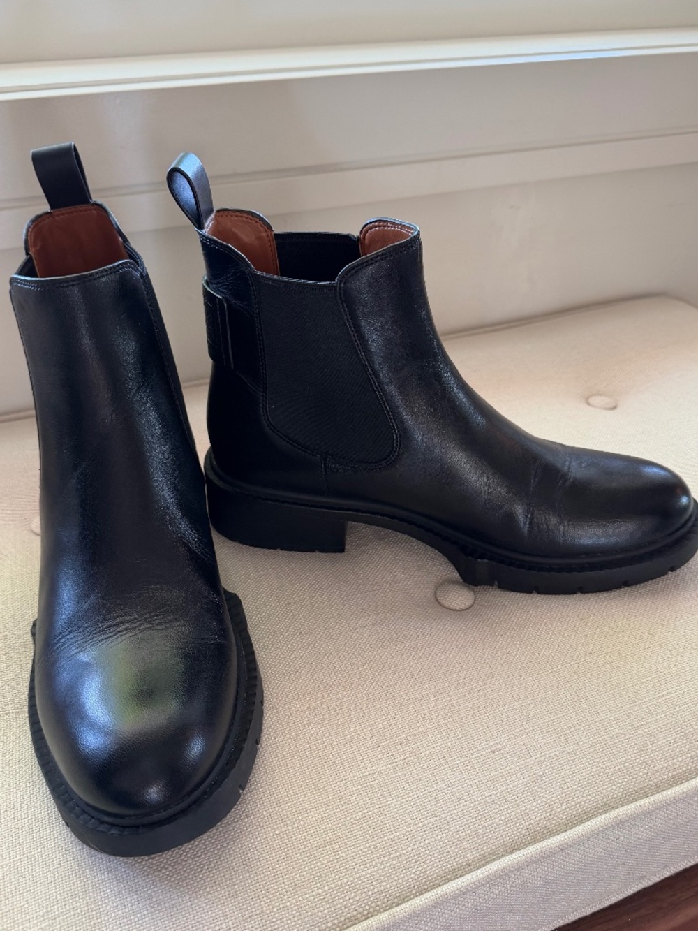 Coach Chelsea Lug Sole Boots | Black Leather | Women’s 8.5 | Combat Boots - Picture 2 of 10
